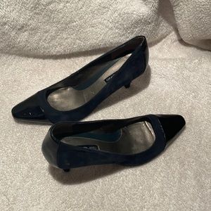 Bandolino Suede and Leather Black Heels